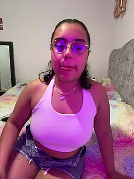 tuli_aily's cam snapshot