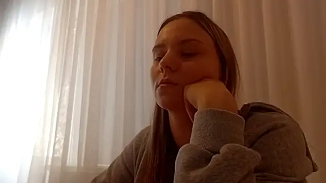 CrackShirker's cam snapshot