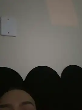 Lylyyy01's cam snapshot