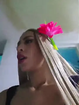 Holistic_Ambrita's cam snapshot