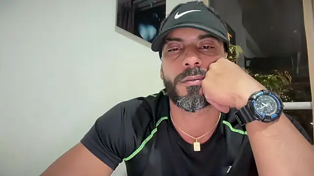 romeolovedark live sex cam