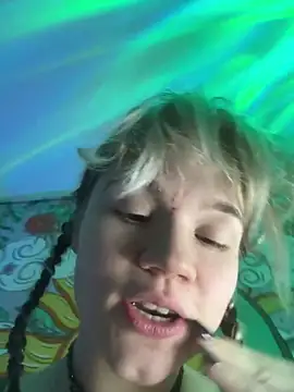 Cutiepiespanks live sex cam