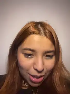 baddieasiantv's cam snapshot