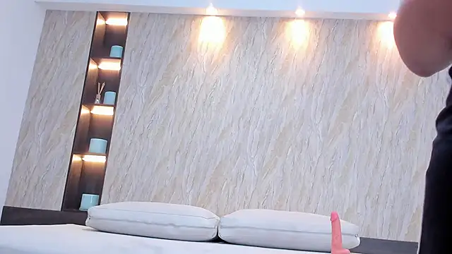 alina_hart's cam snapshot