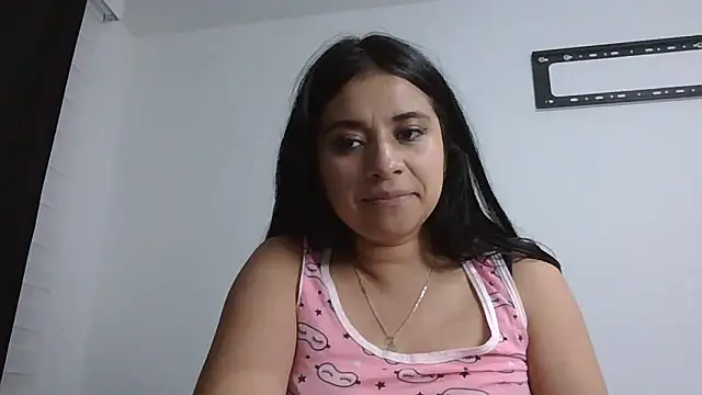 ValerieLove_'s cam snapshot