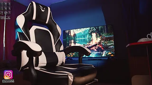 LuckyAlexx live sex cam