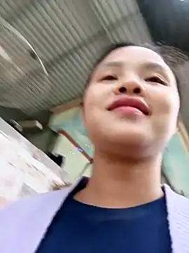 Pretty-haert's cam snapshot