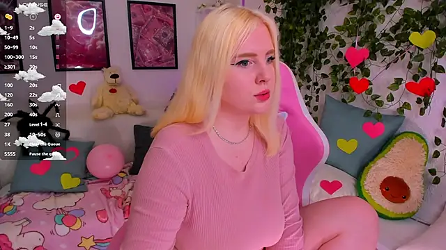 art_lovee's cam snapshot