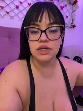 Emily_Taylor2 live sex cam