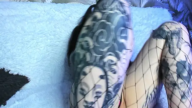 sweeeet_poison's cam snapshot