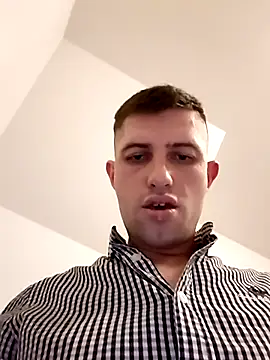 32nsingle live sex cam