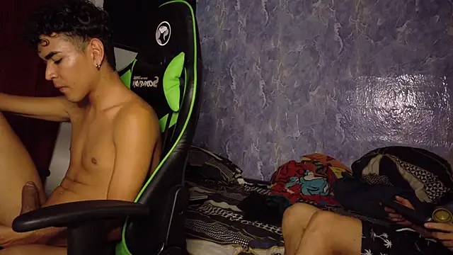 hotboys1924's cam snapshot