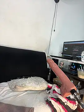 chiquimaturesexy's cam snapshot