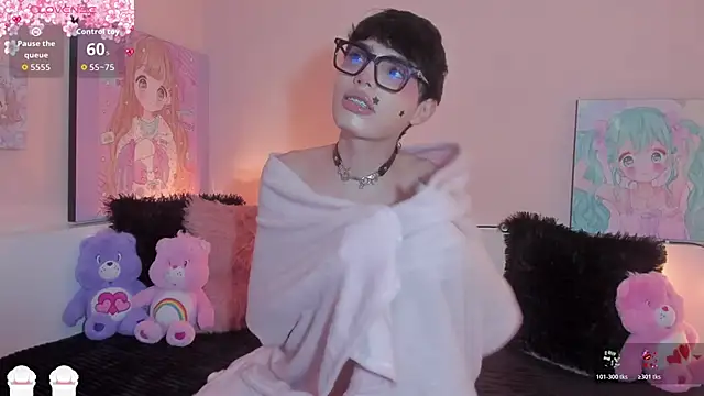 Strawberry_Kitty_ live sex cam