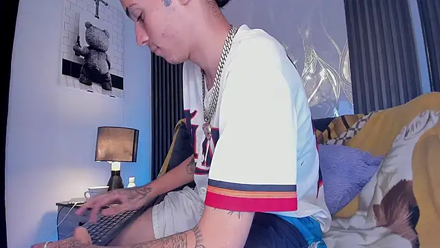 ELL_PBC live sex cam