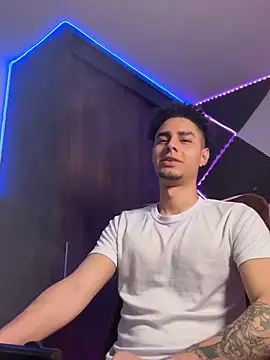 bigryann23 live sex cam