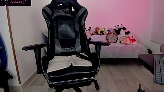 Biancastrongg live sex cam