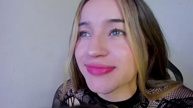 Sophie_spencer1 live sex cam