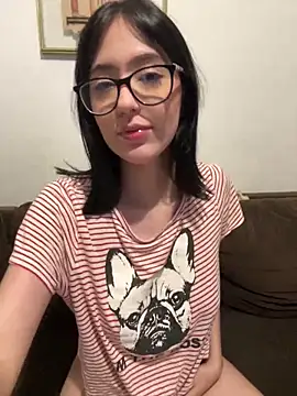 HinaSweet live sex cam