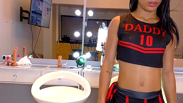 chocolatecrememia live sex cam