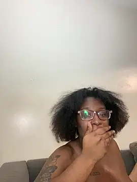 Sinfulwaterfalls's cam snapshot