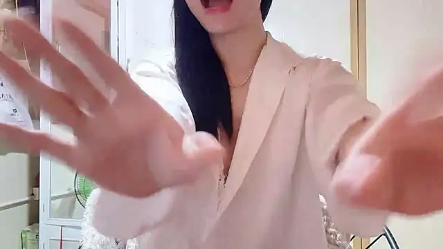 LinhChi_9x live sex cam