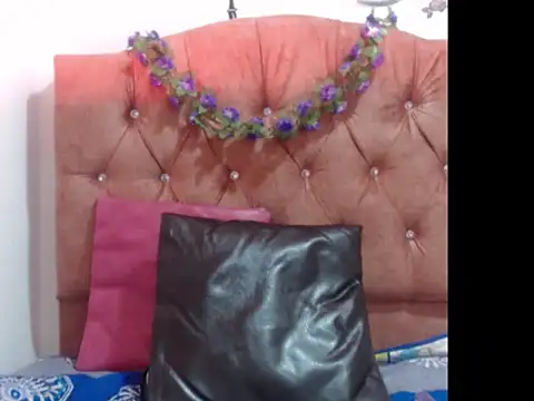 axel_rosse012's cam snapshot