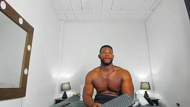 James_McBoy's cam snapshot