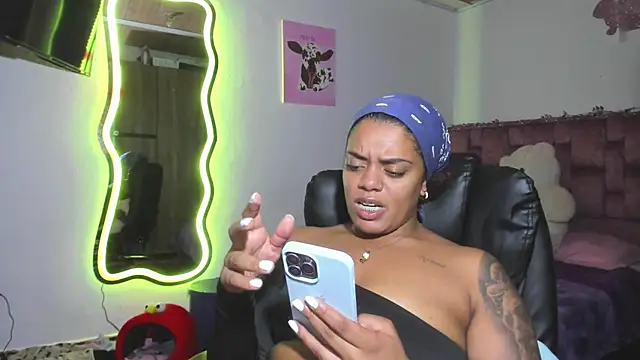 ladyrd1 live sex cam