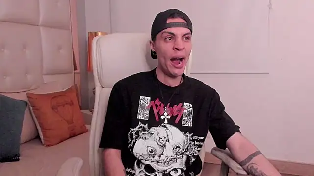 dark_sun302's cam snapshot