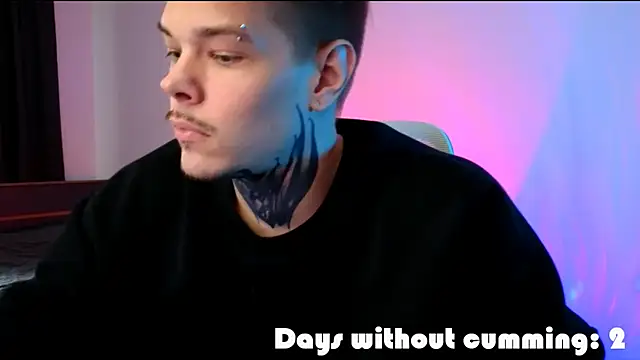 DENIS_HERE's cam snapshot