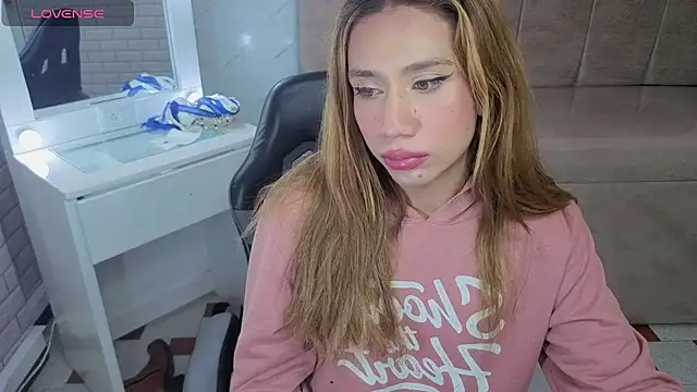 Evy_Luxx_v live sex cam