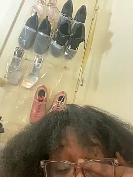 Sinfulwaterfalls's cam snapshot