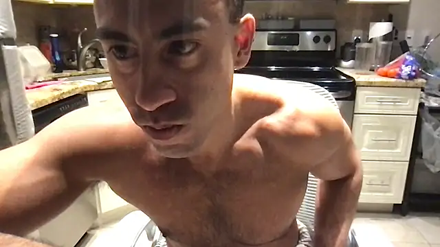 BigGuyMuscle live sex cam