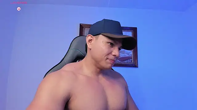 RoyConstance's cam snapshot