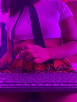 canelaa_sweet5's cam snapshot