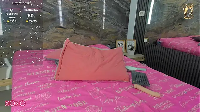 Skarleth_queen live sex cam