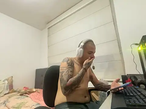 Maximo_Garcia17 live sex cam