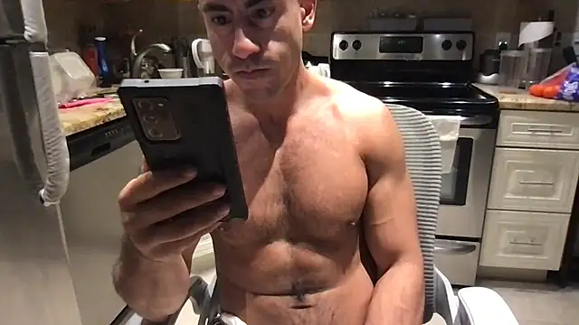 BigGuyMuscle live sex cam