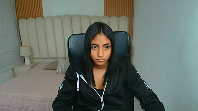 shaneelle live sex cam