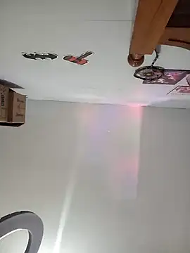 NinaSweet2 live sex cam