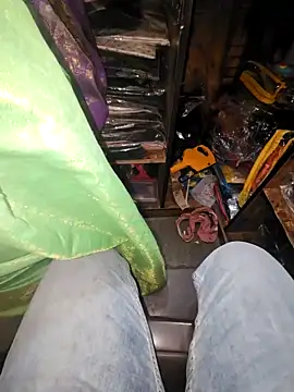 indianhotwife639 live sex cam