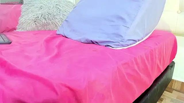 MiaEvans0's cam snapshot