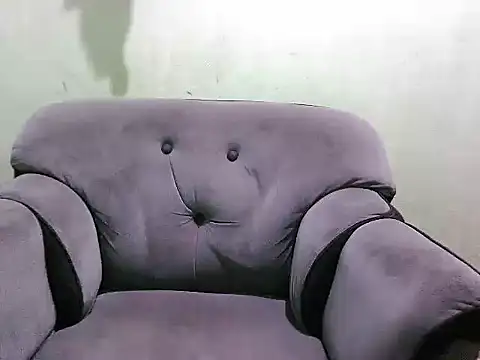 HotLadyPinay32 live sex cam