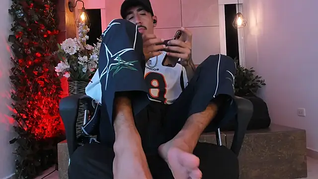 Donovan_Desmond live sex cam