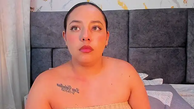 melanie_velle's cam snapshot