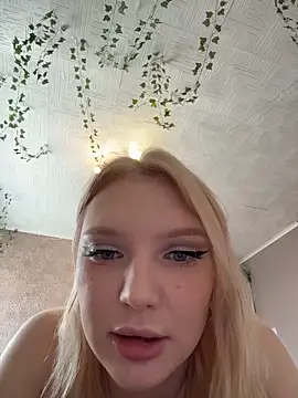 AmmyHot live sex cam