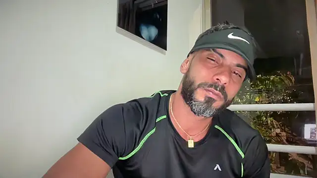 romeolovedark live sex cam