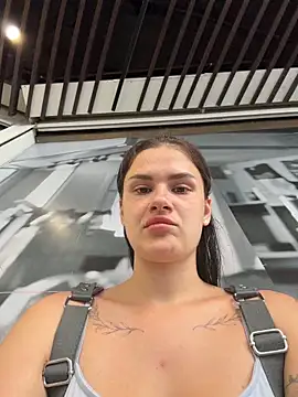 MiraReach live sex cam