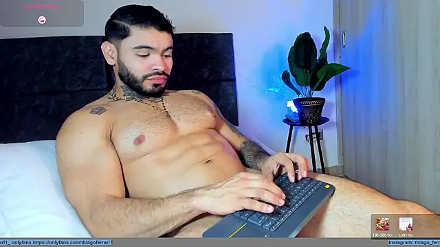 thiago_ferrari_ live sex cam